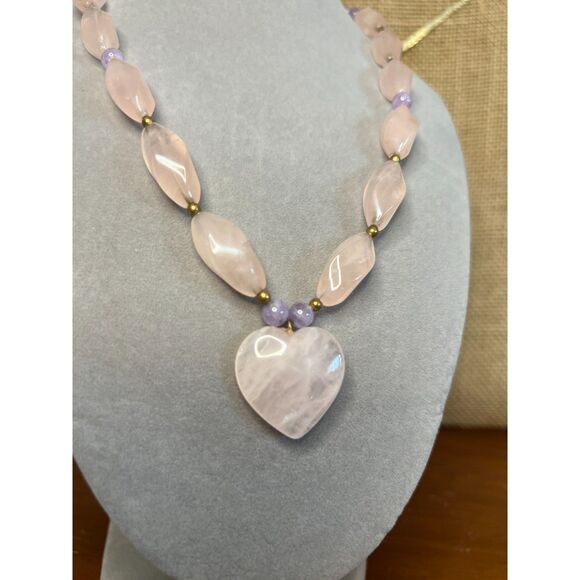 Heart Rose Quartz and Lavender Jade Necklace Gold Vermeil - Picture 3 of 7